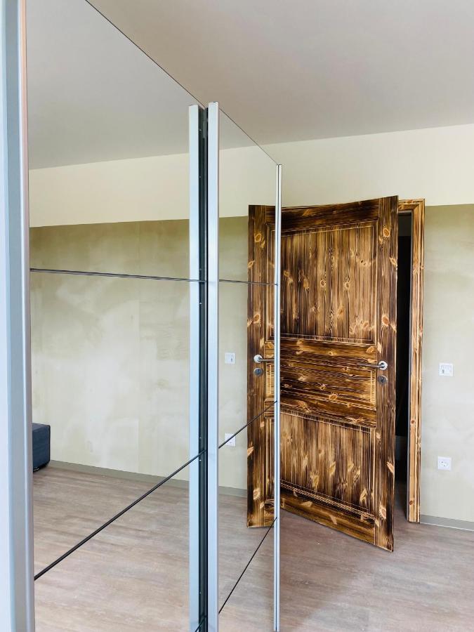Phoenix Apartments - Monteurwohnung Mit Riesiger Parkflaeche Bielefeld Eksteriør billede