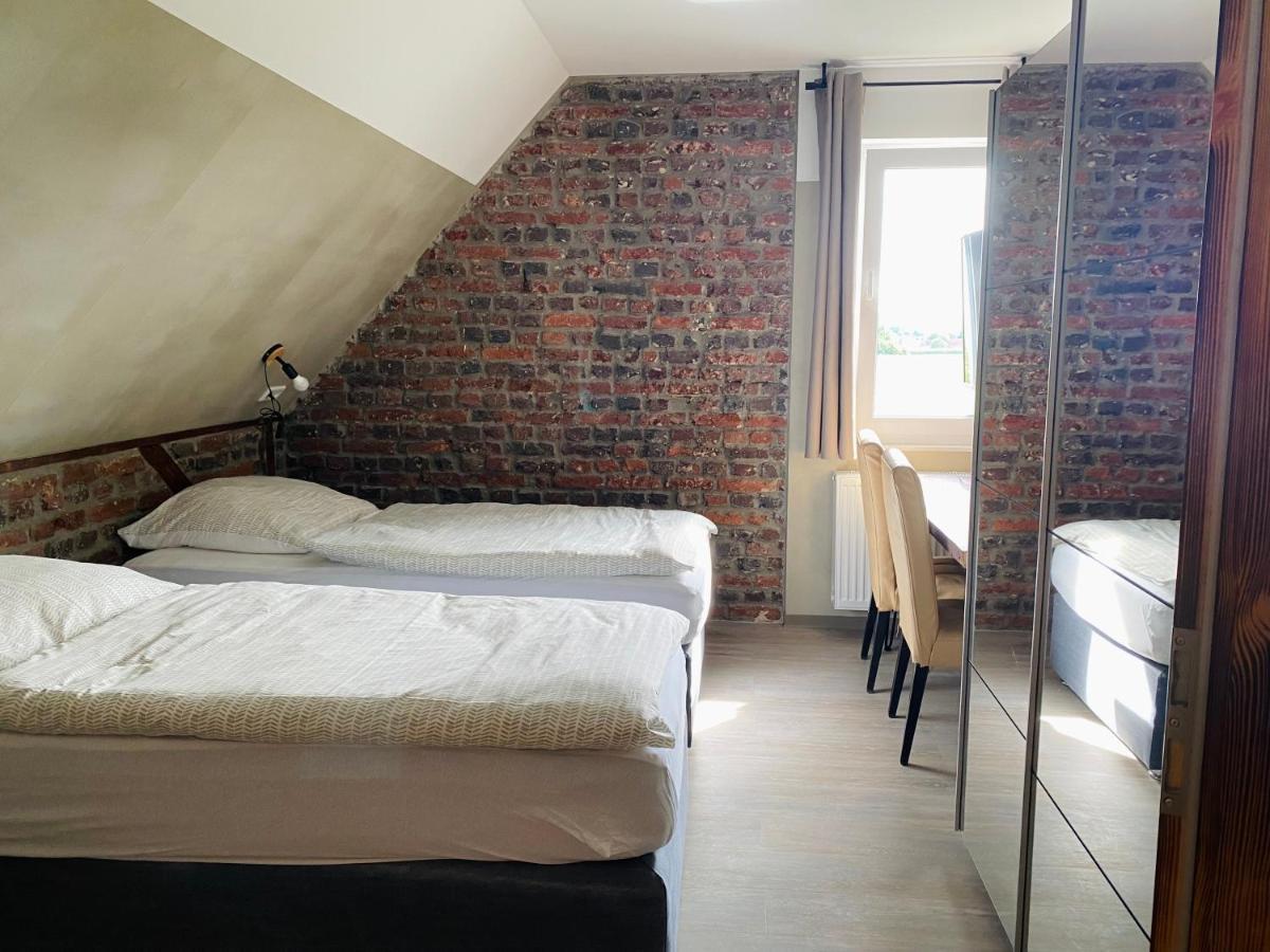 Phoenix Apartments - Monteurwohnung Mit Riesiger Parkflaeche Bielefeld Eksteriør billede